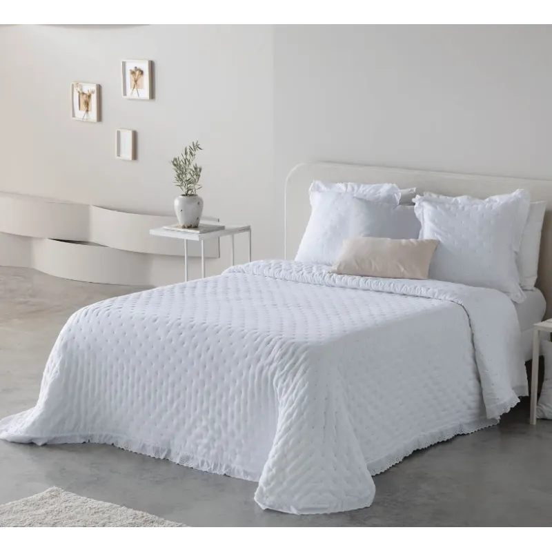 Colcha Bouti Adelia blanca | Diseño elegante con puntilla | 250x270cm